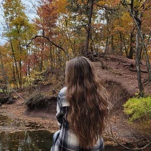 Meet your Posher, Angela